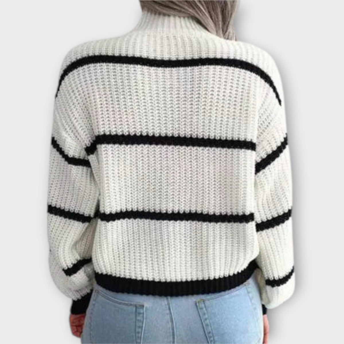 Juliana | Jersey de cuello alto a rayas