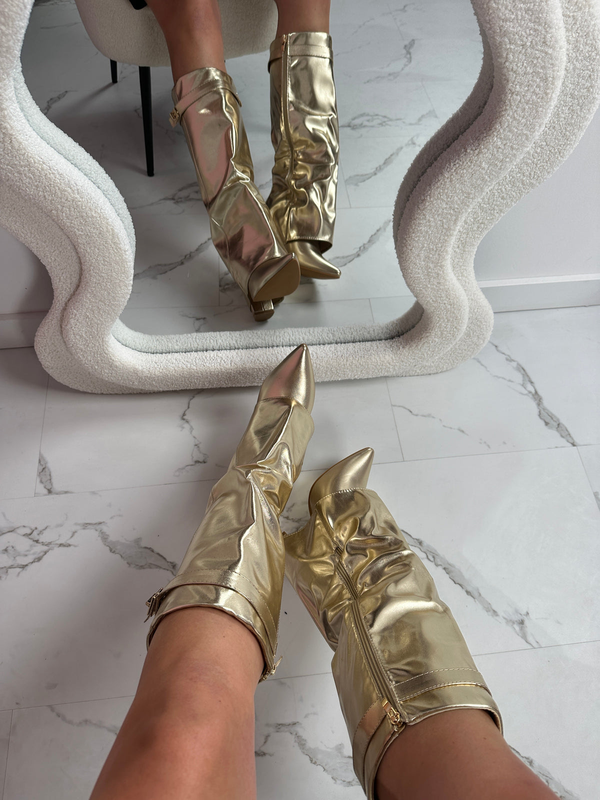Nina | Botas de cuero dorado