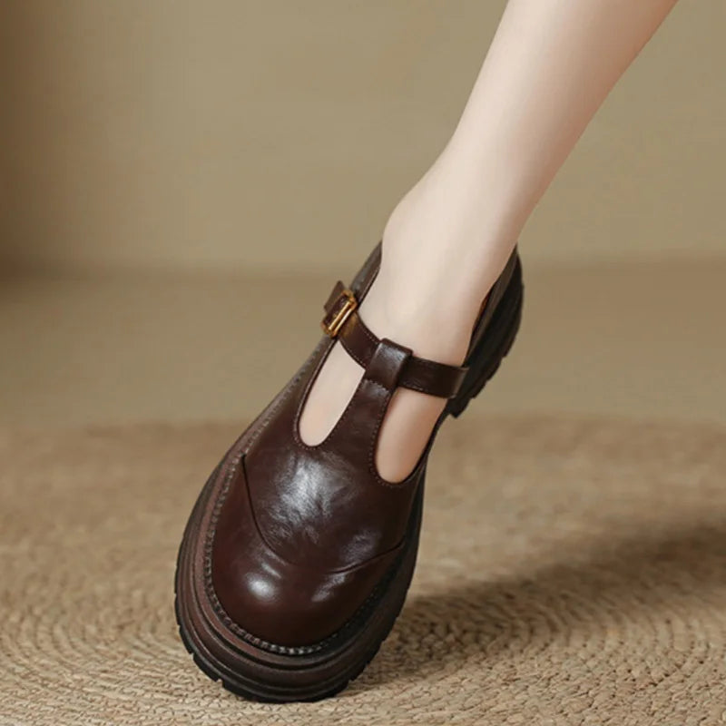 Luna | Zapatos clásicos de tira en T